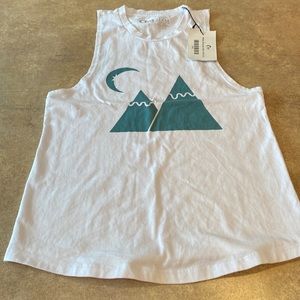 NWT womens Zyia tank top size small